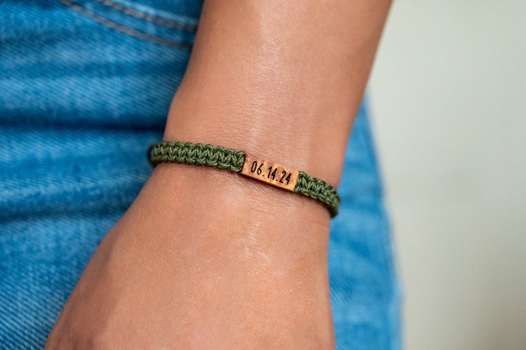 Personalizable Maple Wood & Macramé Bracelet
