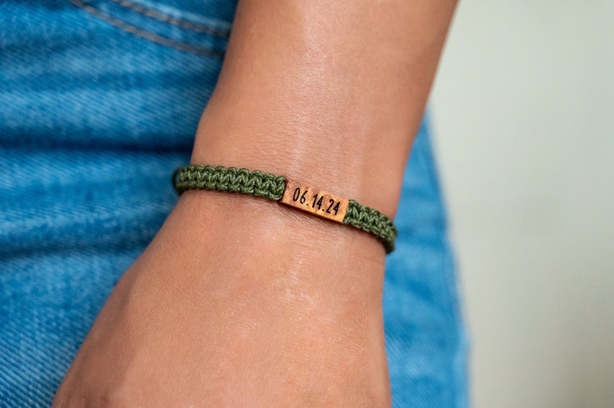 Personalizable Maple Wood & Macramé Bracelet
