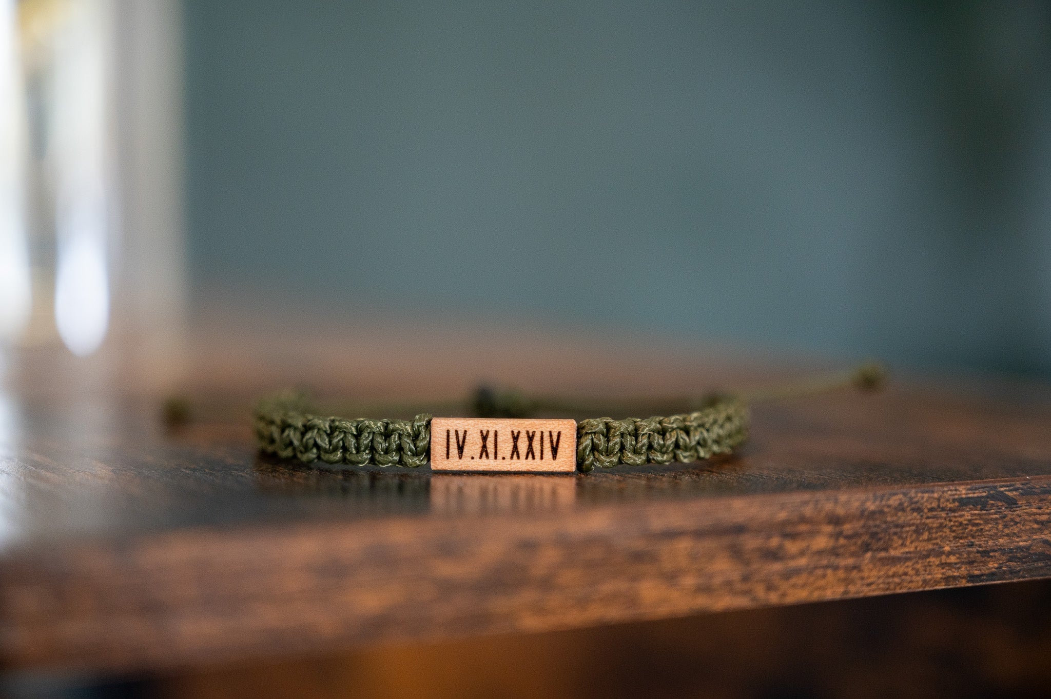 Roman Numerals Wood & Macramé Bracelet
