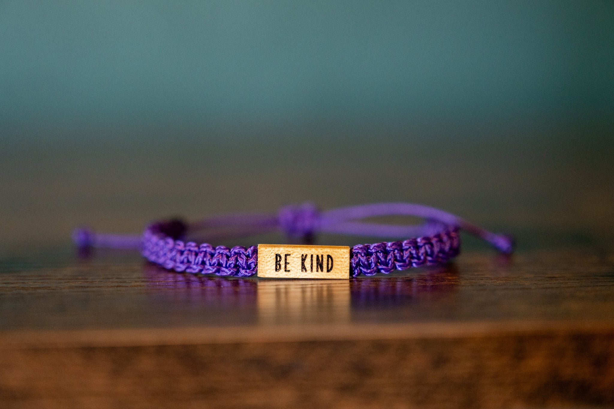 BE KIND Wood & Macramé Bracelet