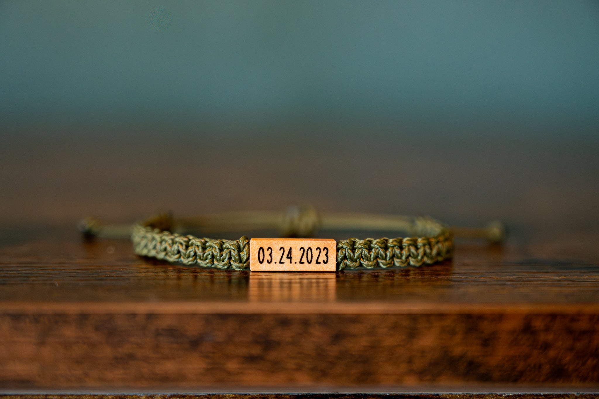 Personalizable Maple Wood & Macramé Bracelet