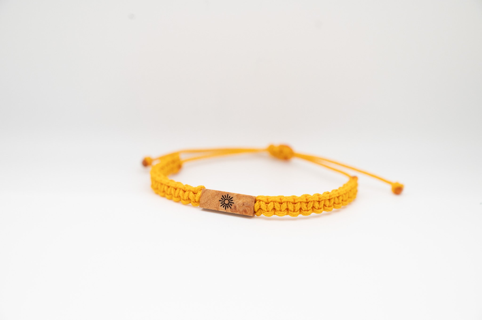 Sun Wood & Macramé Bracelet