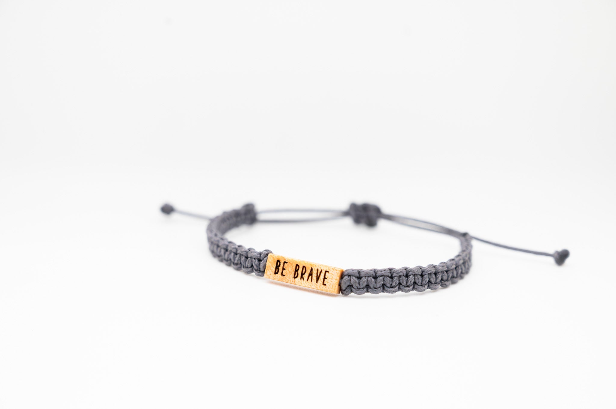 BE BRAVE Maple & Macramé Bracelet