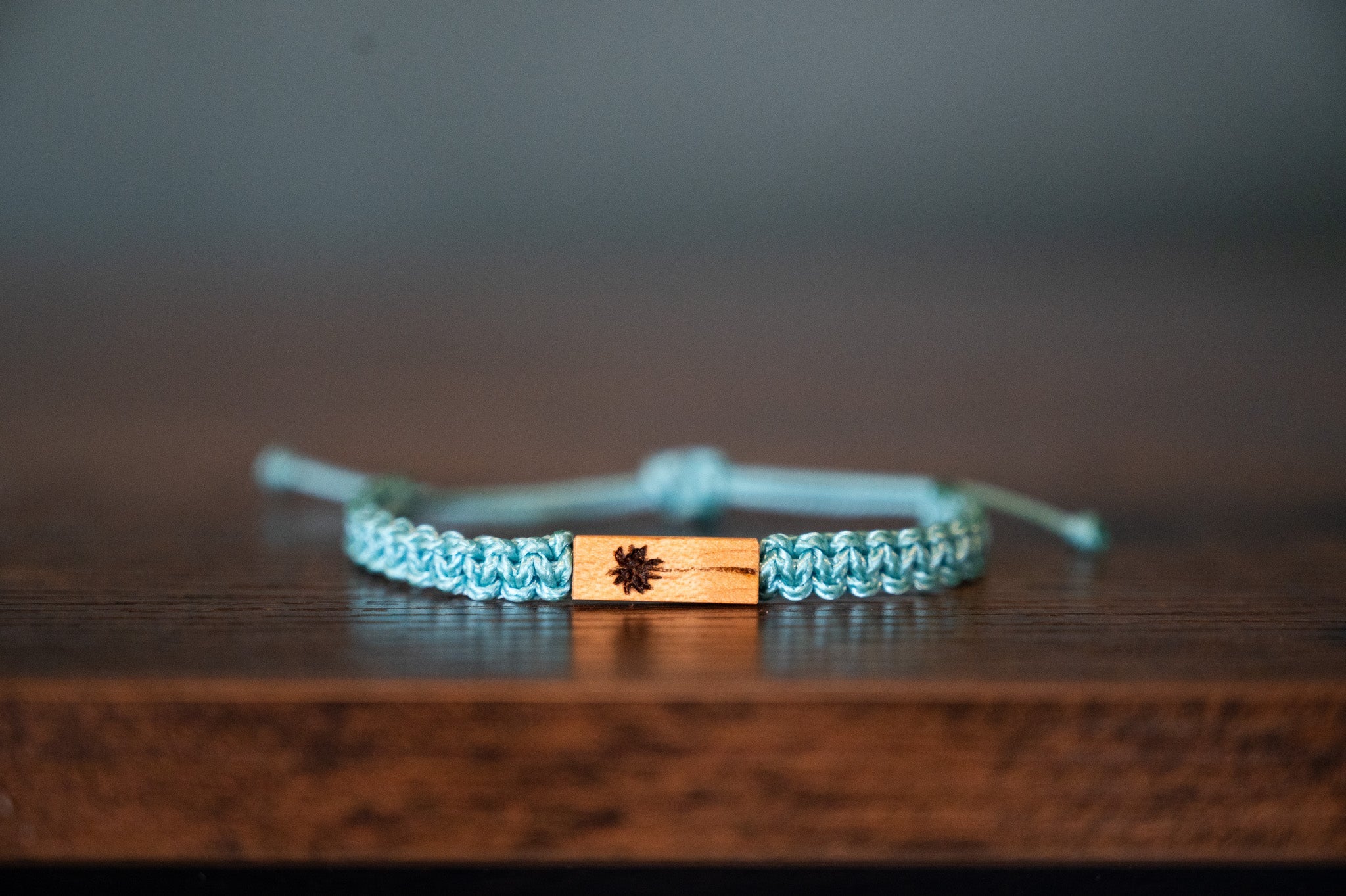 Palm Tree Maple & Macramé Bracelet