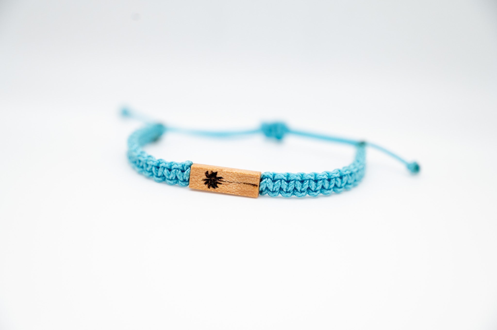 Palm Tree Maple & Macramé Bracelet