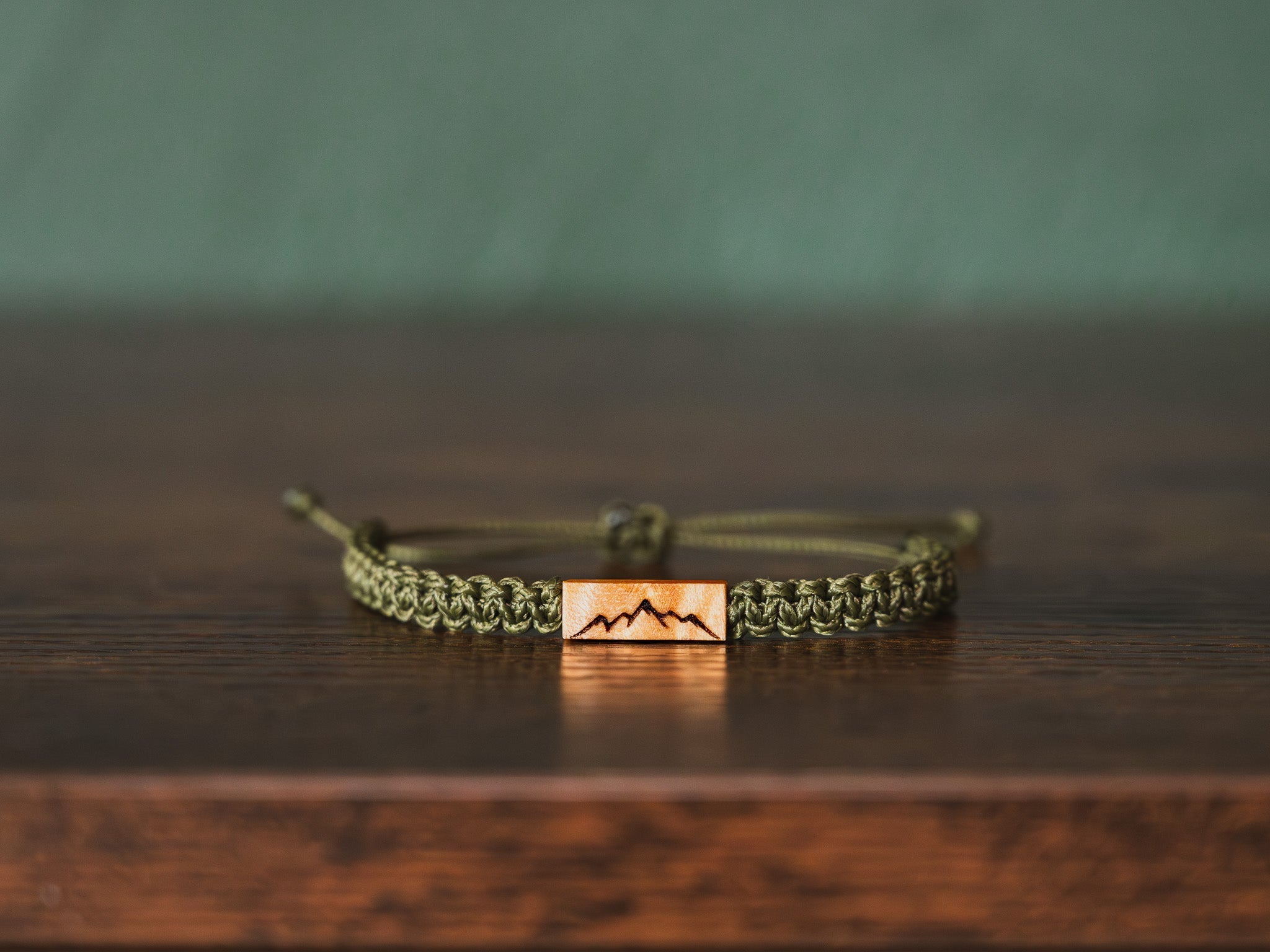 Mountain Range Maple & Macramé Bracelet