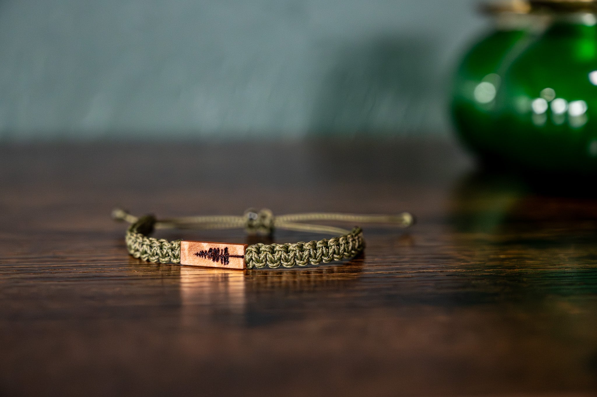 Pine Tree Maple & Macramé Bracelet